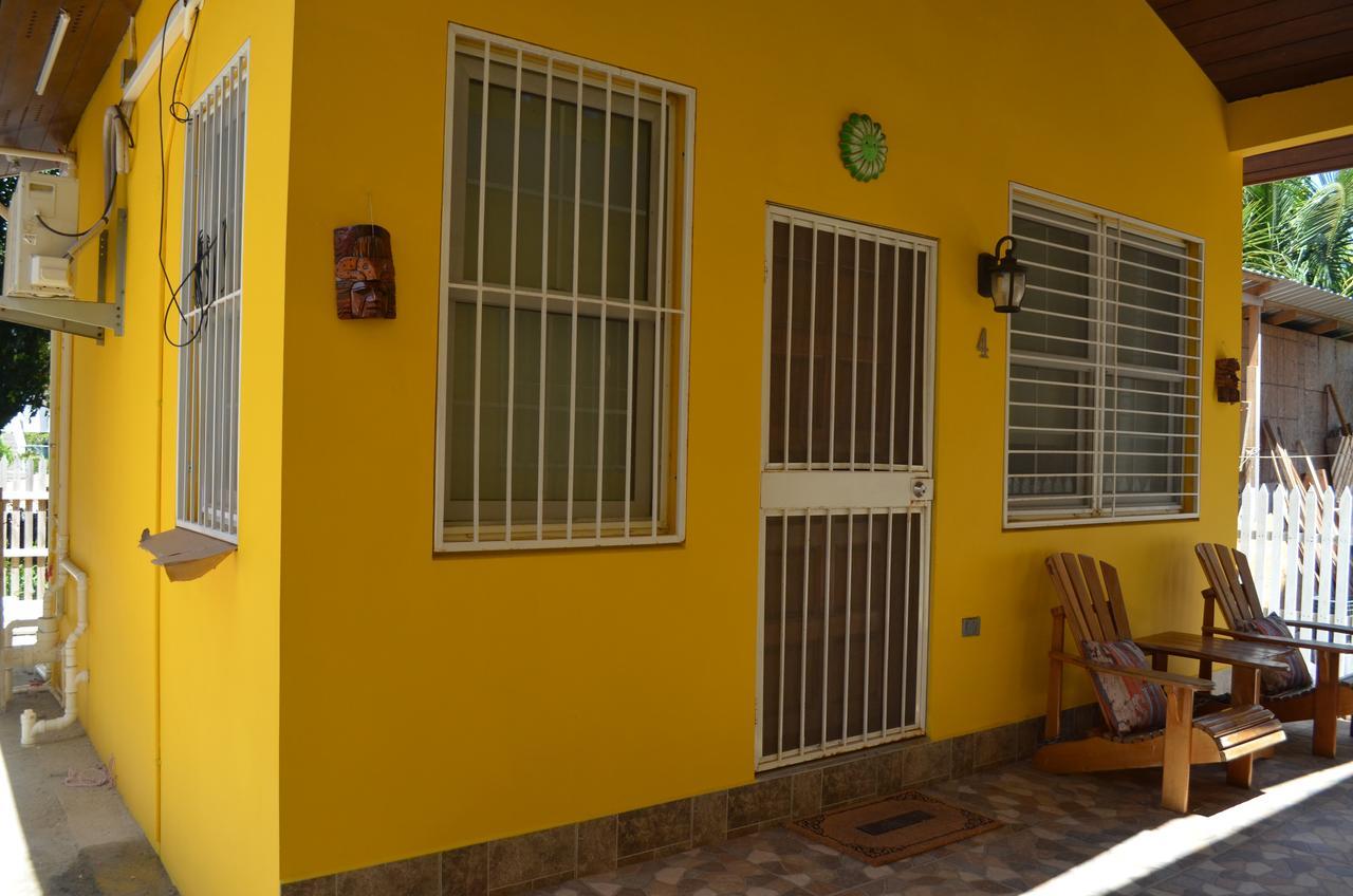 Khalkob'S Estate Apartamento Placencia Exterior foto